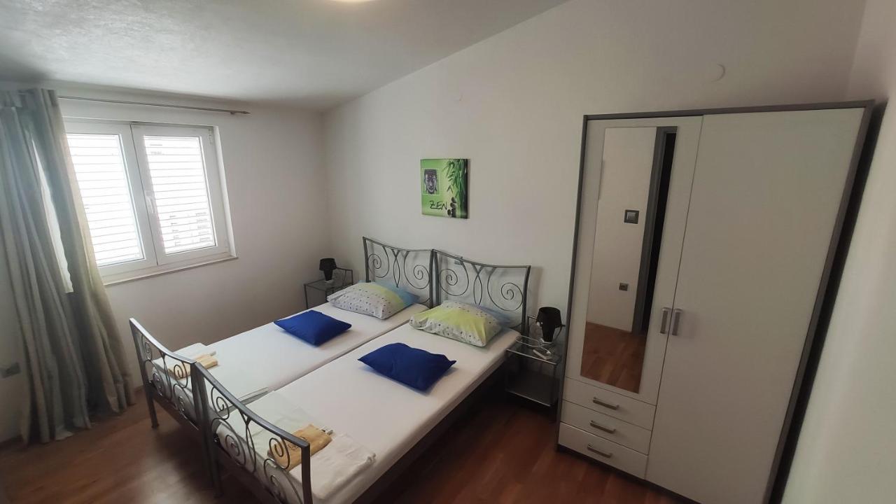 Apartament Veronika *